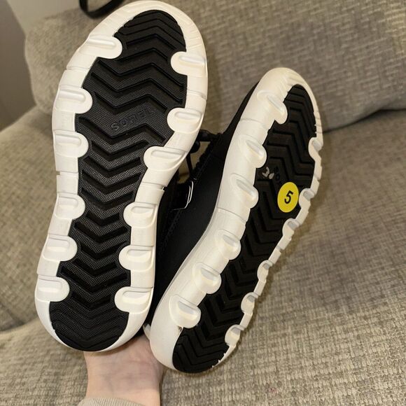 Sorel Girls Explorer II Joan Teddy Boots size 5 NWT! - Picture 5 of 5